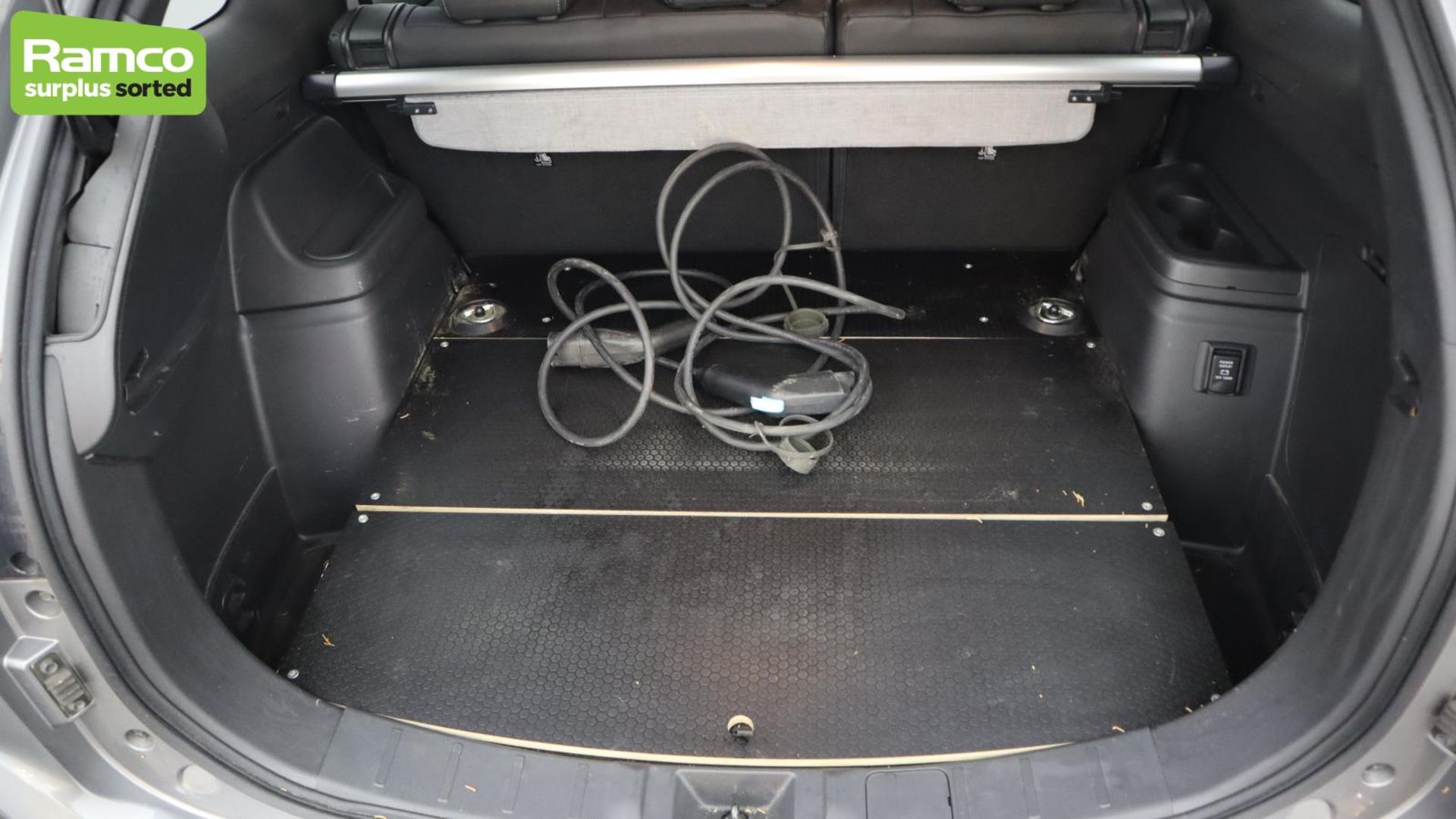 Mitsubishi Outlander 4HS PHEV CVT Estate - WN20 YFS - Image 32 of 52