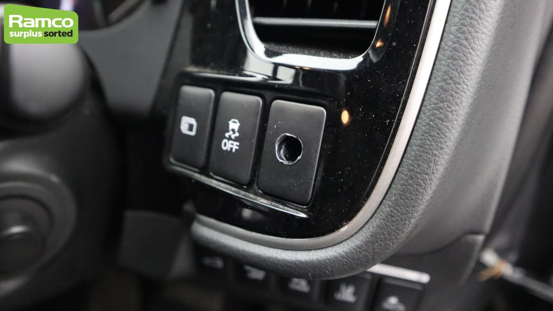 Mitsubishi Outlander 4HS PHEV CVT Estate - WN20 YFS - Image 51 of 52