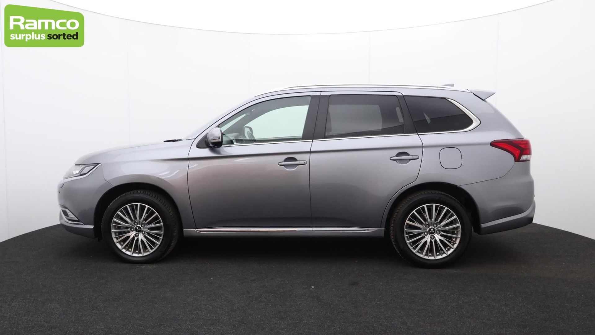 Mitsubishi Outlander 4HS PHEV CVT Estate - WN20 YFS - Image 8 of 52
