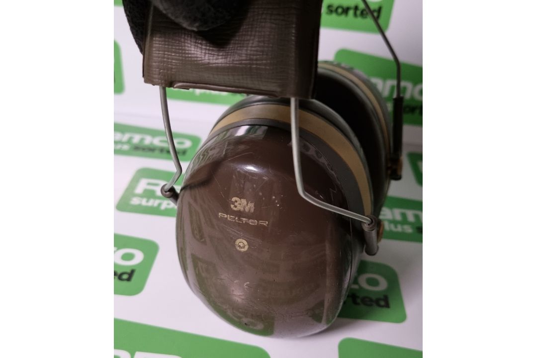 70x 3M peltor ear defenders - mixed types - Image 9 of 9