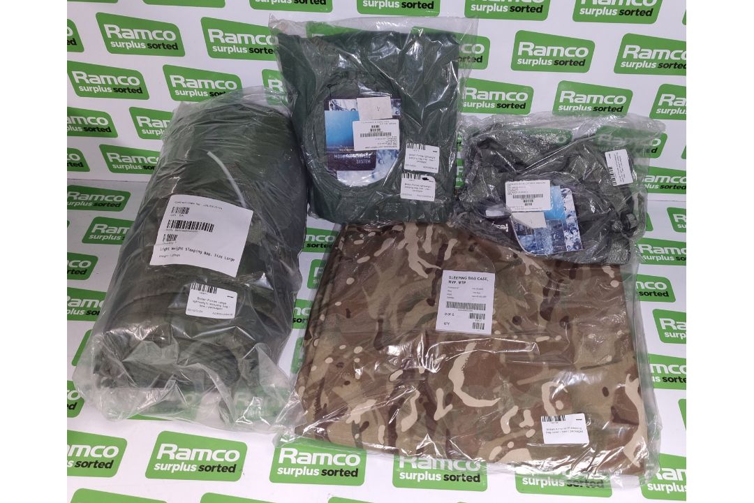 British Forces large lightweight sleeping bag, liner, compression sack, sleeping bag case - Image 1 of 10