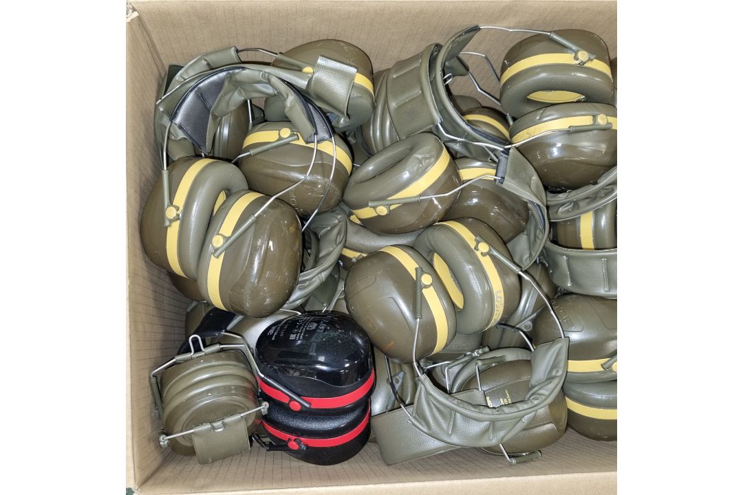 70x 3M peltor ear defenders - mixed types - Image 2 of 9