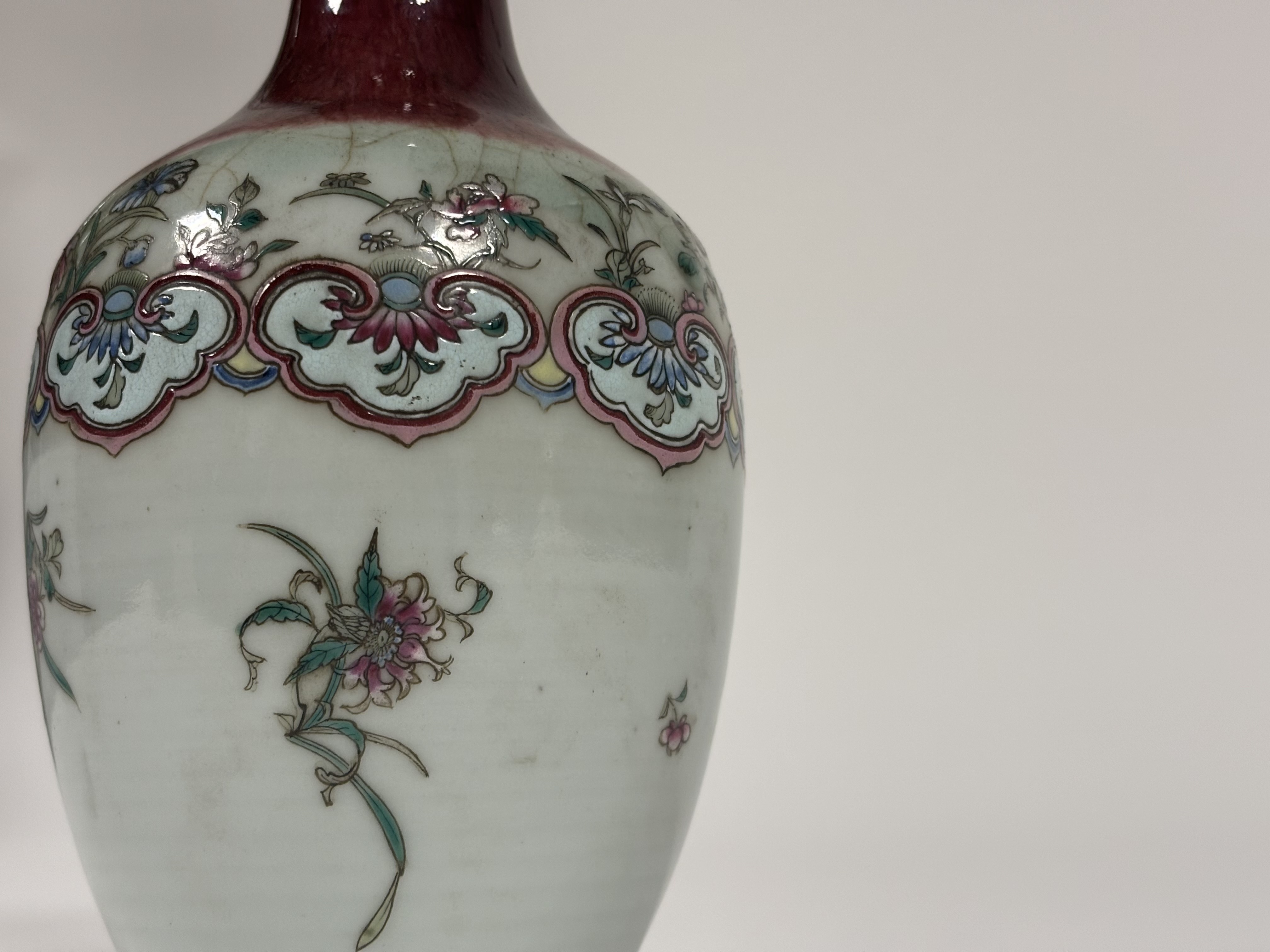 An unusual Chinese celadon porcelain vase with flambe glaze, 18th century, the slender neck and - Image 4 of 7