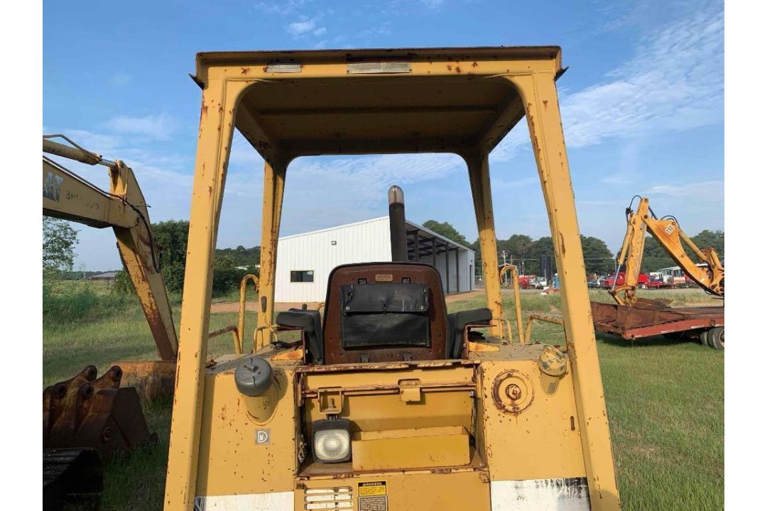 Caterpillar Dozer - Image 15 of 22