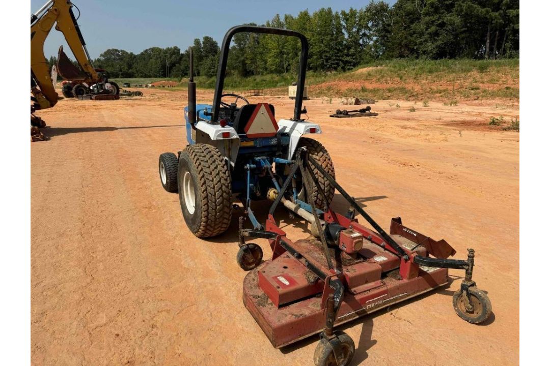 1987 Ford Tractor With Bush Hog Finish Mower - Image 3 of 9