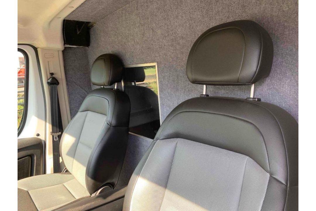 2015 Dodge Van - Image 9 of 20
