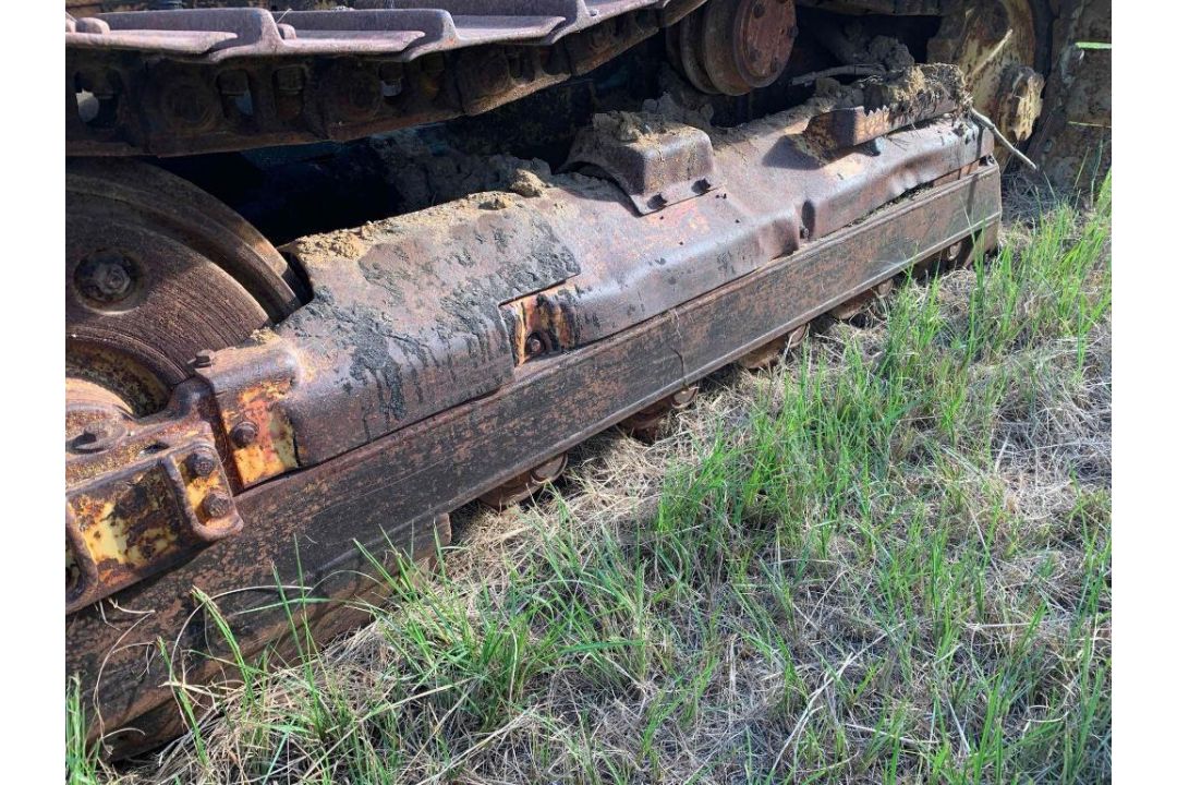 Caterpillar Dozer - Image 14 of 22