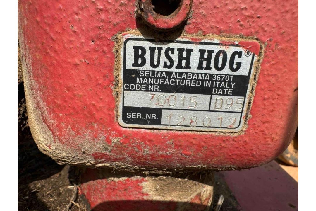 1987 Ford Tractor With Bush Hog Finish Mower - Image 6 of 9