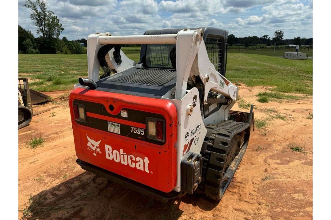 2019 Bobcat Skid Steer - Image 5 of 10