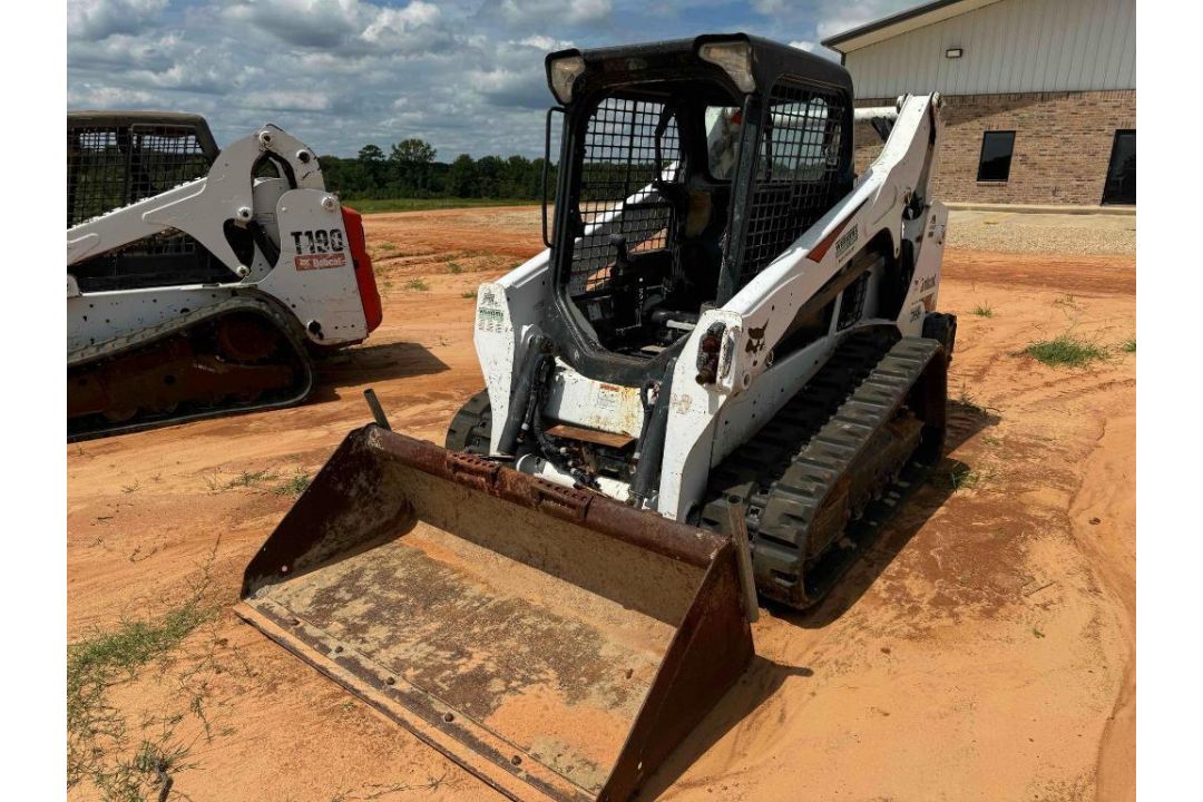 2019 Bobcat Skid Steer - Image 1 of 10