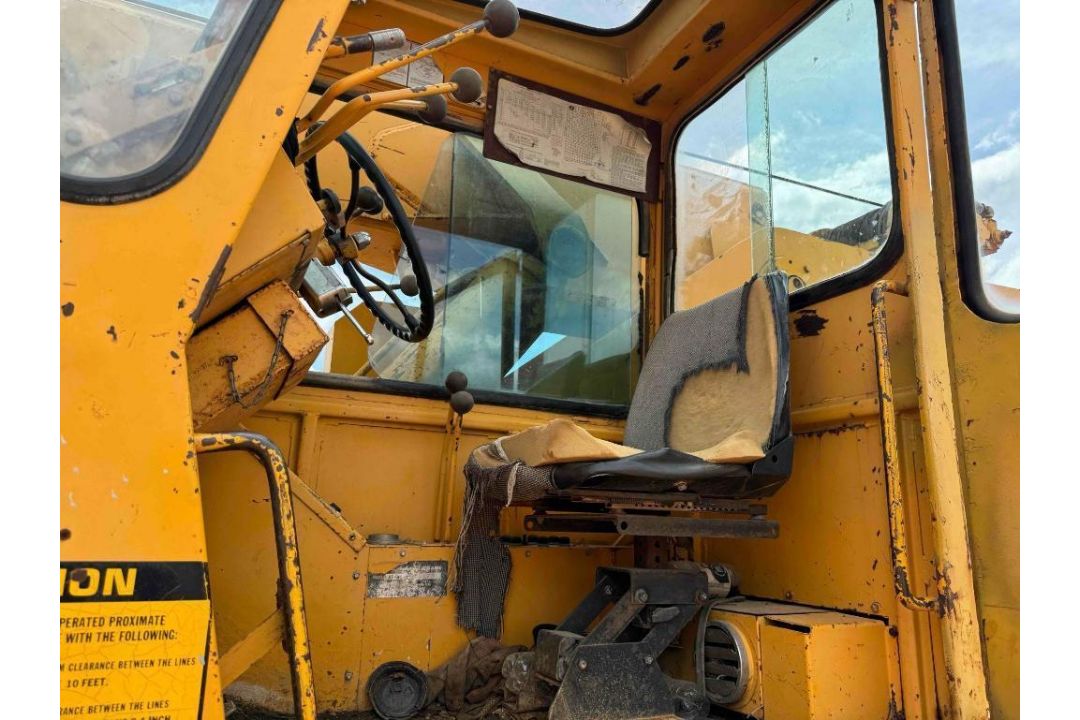 Grove Wheeled Crane - Image 8 of 15