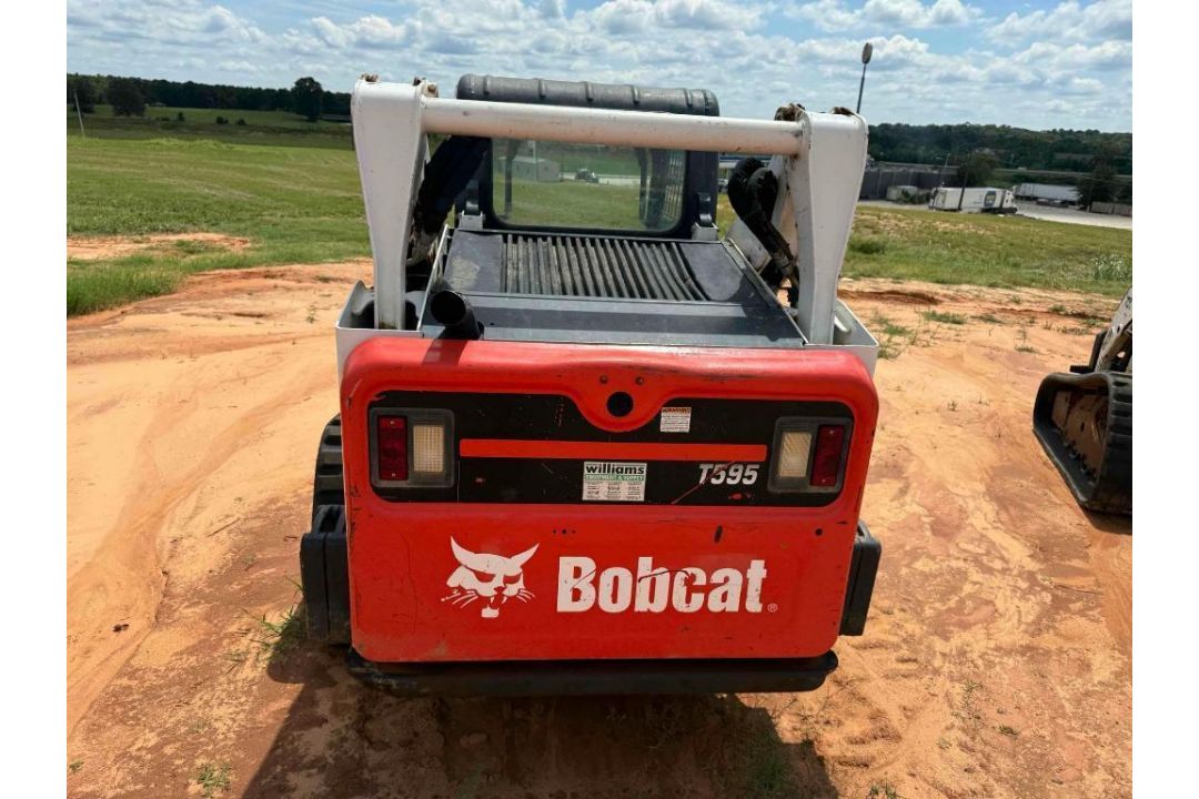 2019 Bobcat Skid Steer - Image 4 of 10