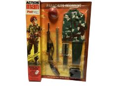 Palitoy Action Man (1970-1983) Parachute Regiment, in locker box packaging No.34301 (1)