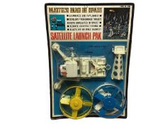 Mattel (c1967) Man in Space Series Satellite Launch Pak, on card with bubblepack No.6306 (1)