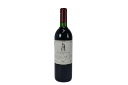 One bottle, Chateau Latour Premier Cru Classe, Pauillac 1990, 75cl