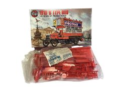 Airfix 1:32 Scale Series 4 1910 B Type Bus No.6443-1 & 1914 Dennis Fire Engine No. 6442-8, both bo