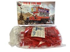 Airfix 1:32 Scale Series 4 1910 B Type Bus No.6443-1 & 1914 Dennis Fire Engine No. 6442-8, both bo