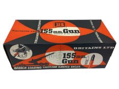 Britains 1:32 Scale 155mm Breech loading Gun, with original interior packaging, boxed No.9745 (1)