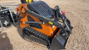 Landhonor LDH-BC380 Mini Skid Loader