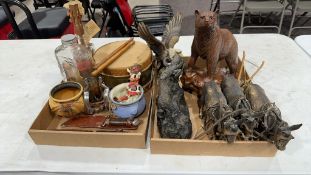 2 boxes of western decor