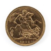 VICTORIAN GOLD SOVEREIGN, 1901, old / veiled head, 7.9gms Provenance: private collection