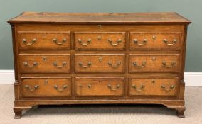 OAK LANCASHIRE MULE CHEST circa 1830, crossbanded lift lid top, quarter cut reeded pillar detail,