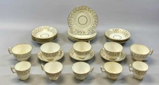 JOHN ROSE COALPORT TEA SERVICE circa 1820, 24 pieces Provenance: private collection Ynys Mon