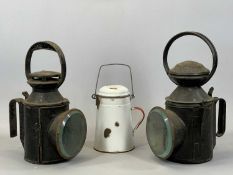 RAILWAYANA - LONDON & NORTH EASTERN RAILWAY THREE ASPECT HAND LAMP, with glasses and burner,