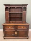 SIDEBOARD-DRESSER MARRIAGE, the rack with shaped cornice, three shelves, flanking cupboards and