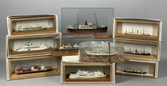CLASSIC SHIP COLLECTION MODELS (10), CSC 025 Cap San Diego, Carat 056WLWF Dunvegan Castle, CFC