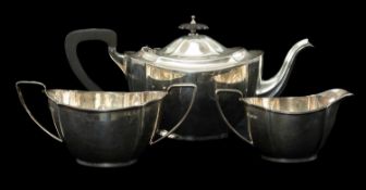 ELIZABETH II SILVER THREE-PIECE TEA SERVICE, Birmingham 1962, 34ozt (3) Provenance: private