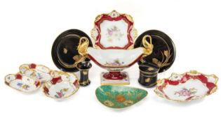 ASSORTED MODERN GERMAN PORCELAIN, including five AlkaKunst 'Pompadour' pattern dishes, similar '