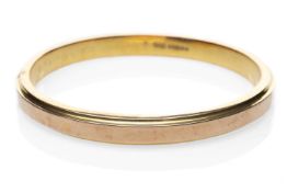 9CT GOLD CLOSED BANGLE, 13.4gms Provenance: private collection Rhondda Cynon Taf Comments: light