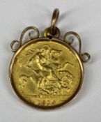 1914 GOLD HALF SOVEREIGN mounted as a pendant, 5.5gms gross Provenance: private collection Ynys Mon