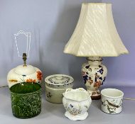 GROUP OF CERAMICS, 20th century, including Masons table lamp of octagonal baluster form with