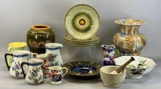 GROUP OF CERAMICS, 19th century and later including five Franciscan Saraband dinner plates,