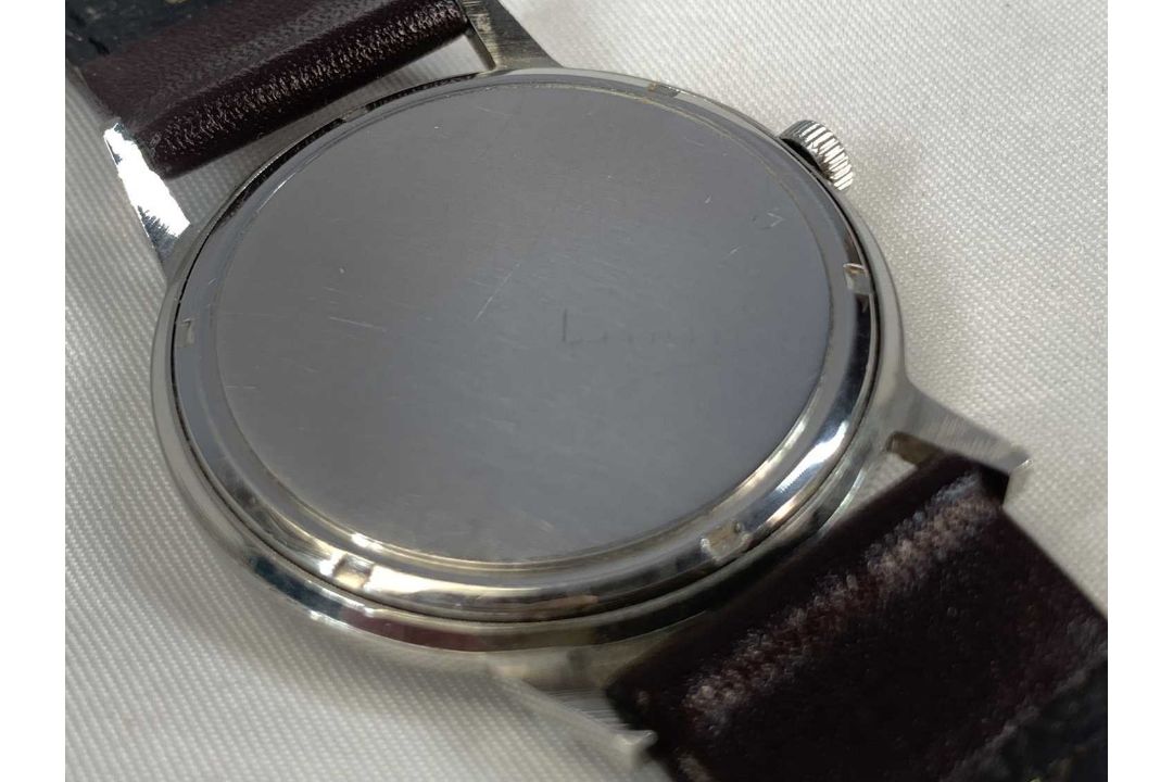 ROIDOR WHITE METAL GENTLEMEN'S WRISTWATCH having silvered dial with baton hour markers, leather - Image 4 of 4