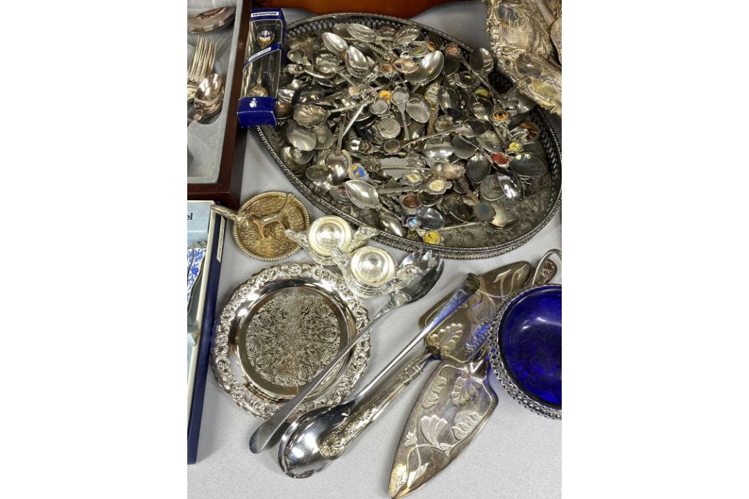 VARIOUS EPNS, CUTLERY SETS, SOUVENIR SPOONS & RACK Provenance: private collection Wrexham - Image 3 of 4