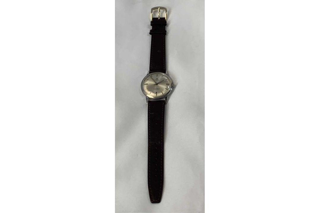 ROIDOR WHITE METAL GENTLEMEN'S WRISTWATCH having silvered dial with baton hour markers, leather - Image 2 of 4