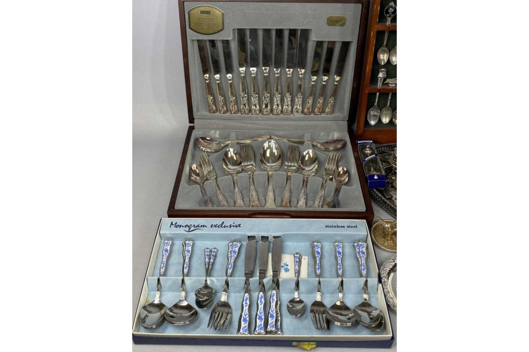 VARIOUS EPNS, CUTLERY SETS, SOUVENIR SPOONS & RACK Provenance: private collection Wrexham - Image 2 of 4