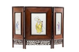 CHINESE PORCELAIN THREE-LEAF 'SHOULAO' TABLE SCREEN, late Qing Dynasty or later, each leaf mounted