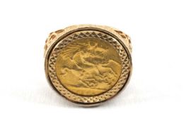 EDWARD VII GOLD HALF SOVEREIGN, 1902, in 9ct gold pierced ring mount, ring size T, 9.0gms in
