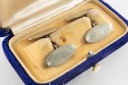 PAIR OF CASED WHITE METAL CUFFLINKS, oval, 7.0gms Provenance: private collection Newport Comments: