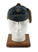 THE RUGBY UNION CLUB HOUSE: 1926 SCOTLAND INTERNATIONAL CAP ISSUED TO ROBERT 'ROY' MUIR KINNEAR (