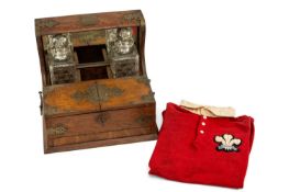 THE RUGBY UNION CLUB HOUSE: 1910/1911 WALES INTERNATIONAL JERSEY MATCH-WORN BY FORWARD HARRY