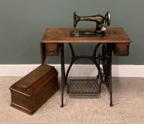 SINGER TREADLE SEWING MACHINE, 102 (h) x 89/112 (w) x 42cms (d) Provenance: deceased estate