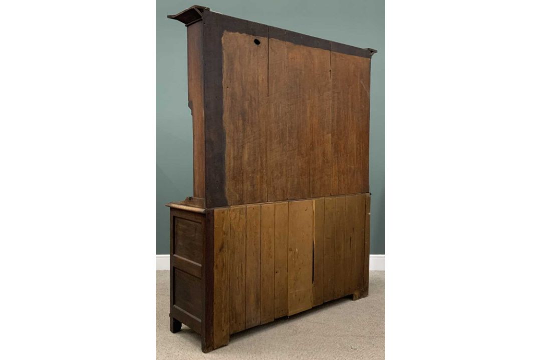 19TH CENTURY OAK WELSH DRESSER being a fine example with three shelf rack and the base with break - Image 6 of 6