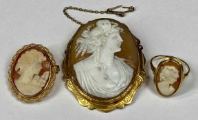 9CT GOLD MOUNTED CAMEO JEWELLERY, an oval brooch, 50 x 40mm with safety chain, combination brooch/