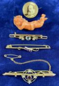 THREE 9CT GOLD BAR BROOCHES, amethyst, split seed pearl and aquamarine set, coral carved figural