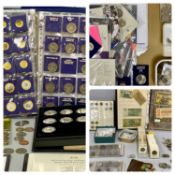 LARGE COLLECTION OF BRITISH & WORLD COINS including rare Kew Gardens and other 50p's, Norwegian,